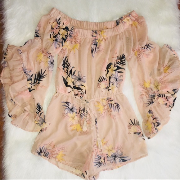 Blush Other - ❗️FIRM❗️Floral Off Shoulder Romper✨ size small